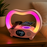 Lampe Ambiance Intelligente 6-en-1 | LED RGB, Charge Sans Fil 15W, Haut-Parleur Bluetooth & Télécommande
